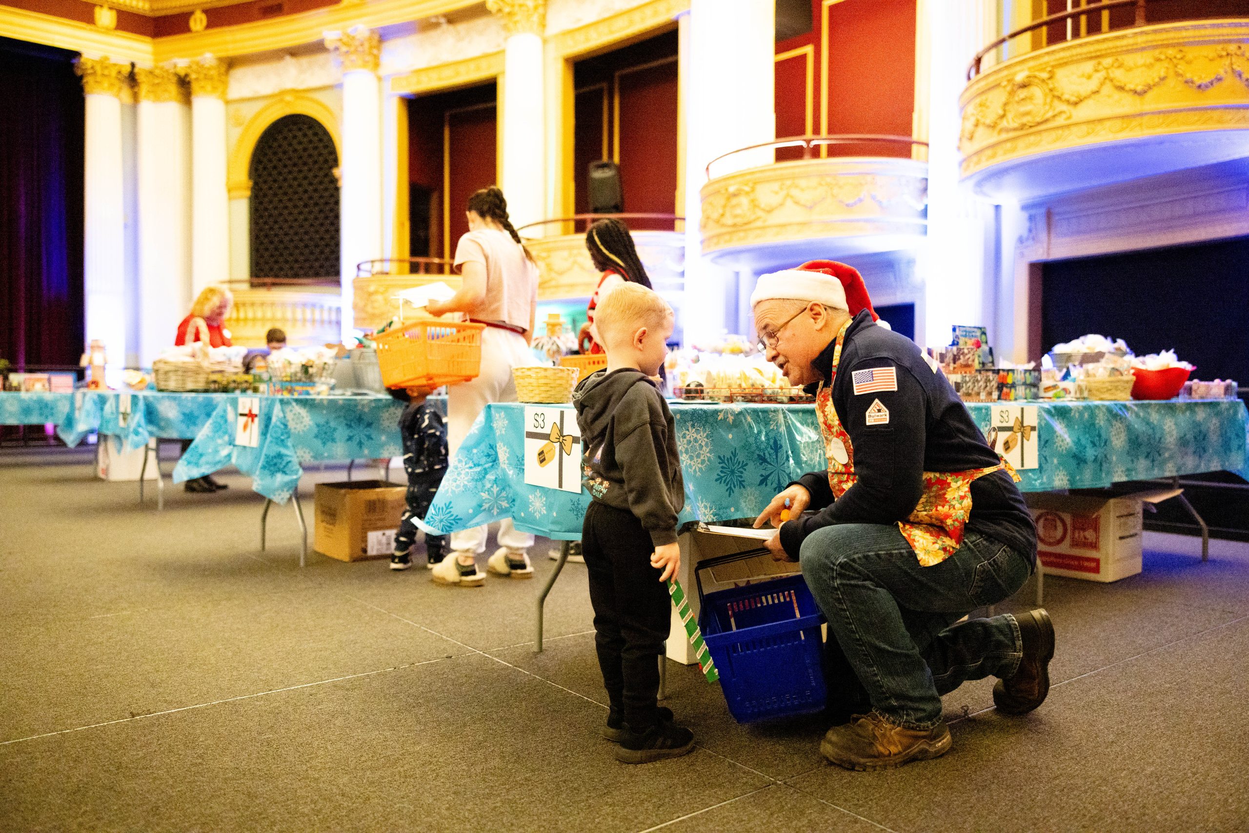 Holiday Shop 2023 Crisis Nursery-62